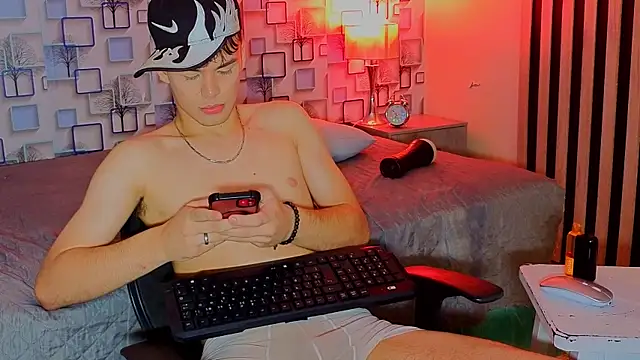 LoganSteel_ live XXX chat