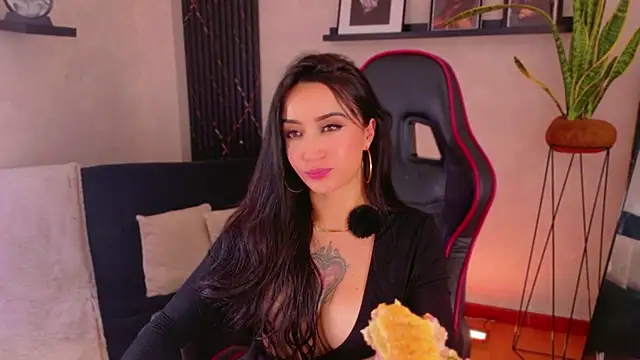 Chatroom XXX en direct de EmmyEvans1