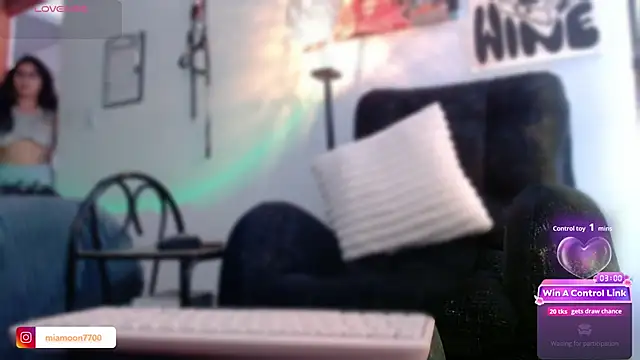 lilitth777 XXX чат на живо