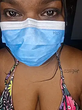 Chat +18 de chubybabi ao vivo