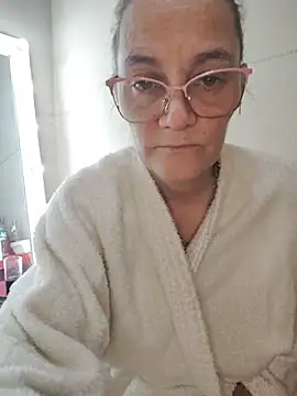 Nanybeach Live XXX-Chat