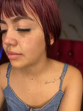 kira_ec Chat XXX live