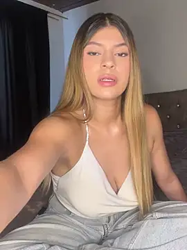 Alessandrabloom_'s Live XXX Chat