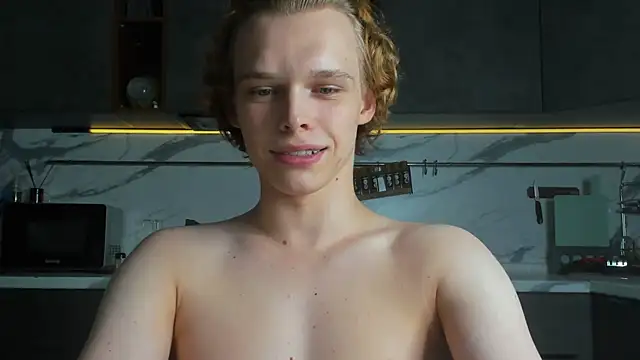 Show modela lolKenDowson na web-kameri