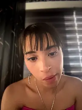 Sasha-firee's Live XXX Chat
