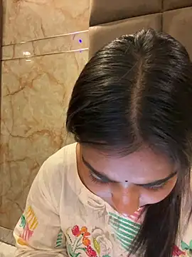 دردشة Aayra_Joshi الجنسية المباشرة