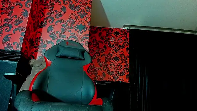 Miss_KathyFox's Live XXX Chat