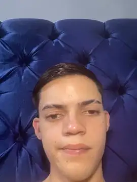 Chat XXX ao vivo de Latinos_2001