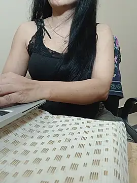Chanchal--Navya Live XXX-Chat
