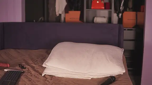 XXX chat uživo modela KathrynSin