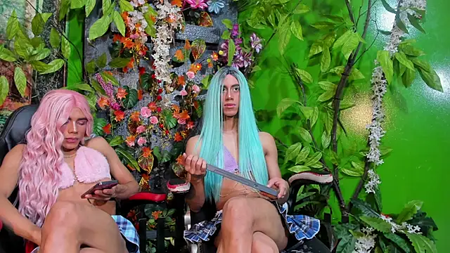 Elena_and_Julian: вебкам-шоу
