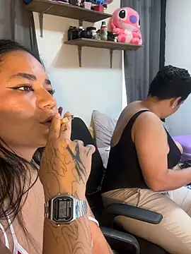 Mabelydani Adlı Modelin Canlı XXX Sohbeti