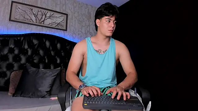 MaxCruz_ 即時 XXX 聊天
