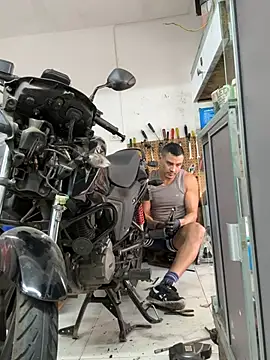 Paul22cm- XXX чат на живо