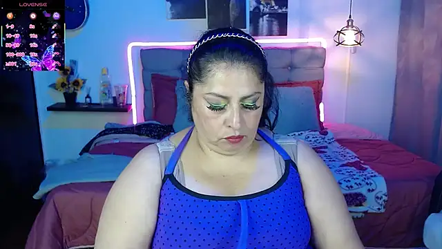 Chat XXX en directo de Keyla01_