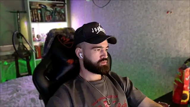 دردشة _Serious_Man الجنسية المباشرة