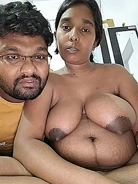 BabuCouple Live XXX-Chat