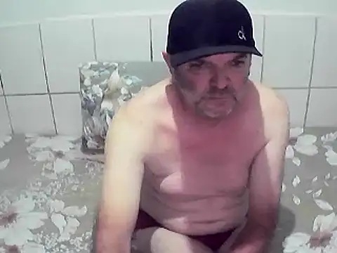 pierdona's Live XXX Chat