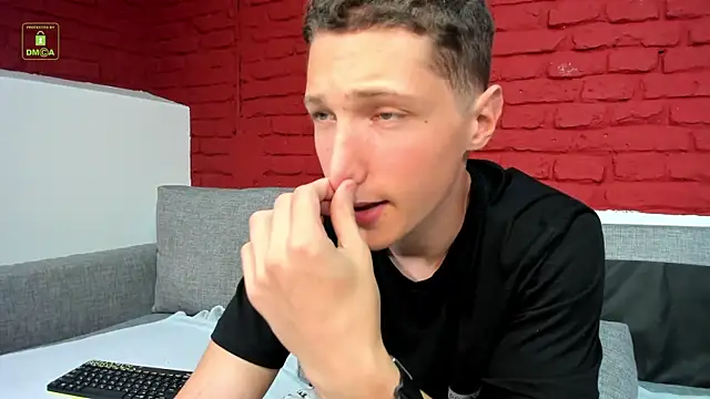 XXX chat uživo modela Nikolas_OConnel