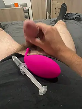 Tiboy9012's Webcam Show