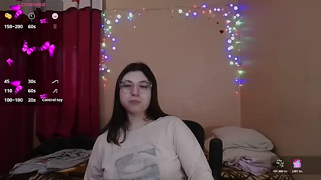imsohornydacom 现场XXX聊天