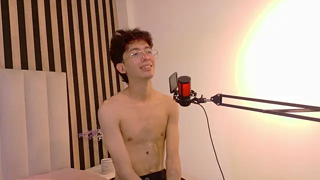 XXX chat uživo modela Twink_Sebas7
