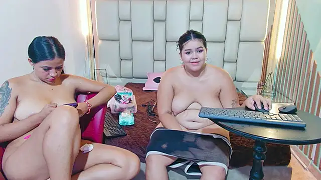 Chat +18 de KatANDfer ao vivo