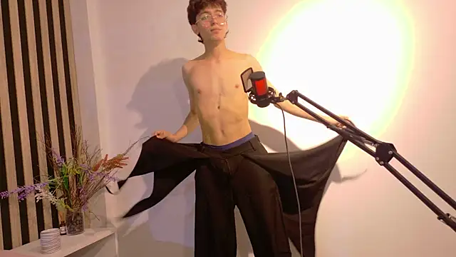 Twink_Sebas7 라이브 XXX 채팅