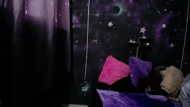 DaisyMoon_'s Live XXX Chat