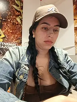 Luiannan Live XXX chat
