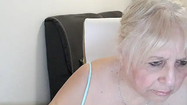 Chat +18 de SusiLifeXXX ao vivo