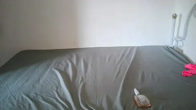 Онлайн чат XXX Miss_isaa_X