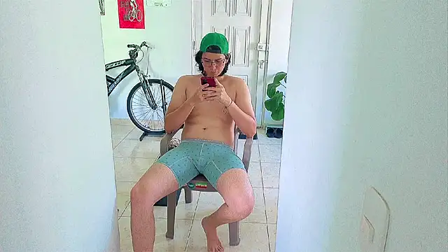 Andy_gray's Live XXX Chat
