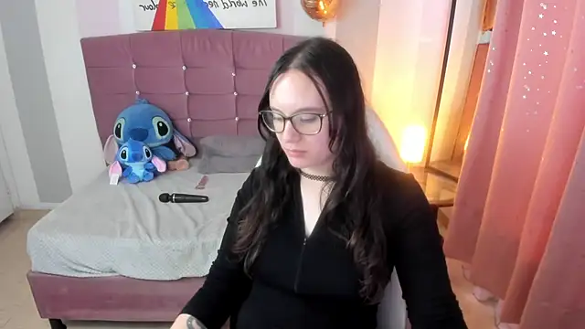 Chat +18 de Wanda_sg ao vivo