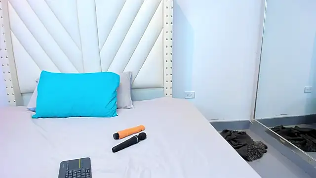 צ'אט XXX בשידור חי של Paulynavera