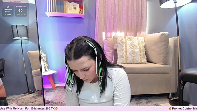 _EmilyJireh_のライブXXXチャット