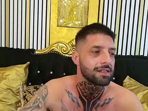 TommyDum Chat XXX in diretta