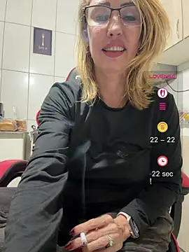 Živý XXX chat RAIRAsexy