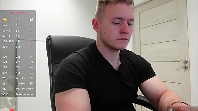 Онлайн чат XXX Richard_Dullas