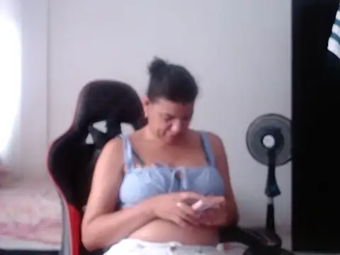 Adriana_0312 – Live XXX-chat