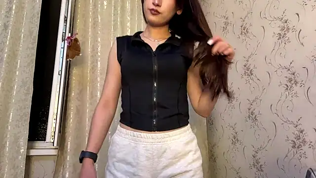 צ'אט XXX בשידור חי של CamiRyburn