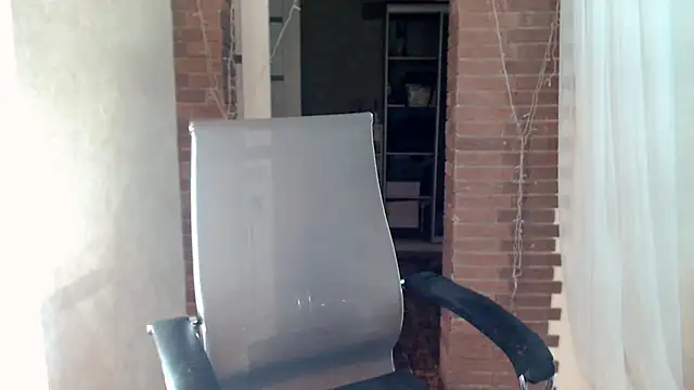 XXX chat uživo modela ms_kelarini