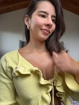RouseColins XXX чат на живо