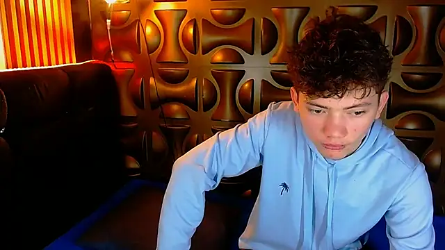 cruz_dante Chat XXX in diretta