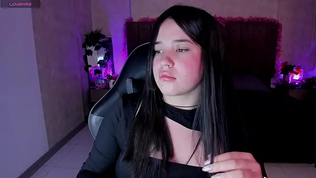 دردشة Julieth_Caandy الجنسية المباشرة