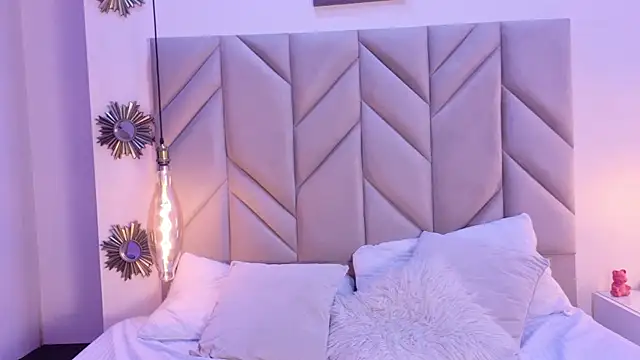 SelenaNoir_ Chat XXX in diretta