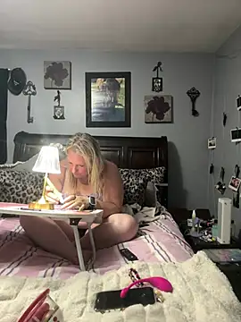 sweetkacibaby's Webcam Show