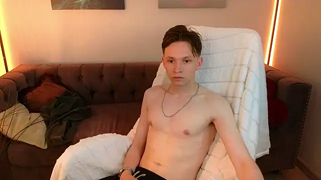 Chatroom XXX en direct de Meverik_Oushen