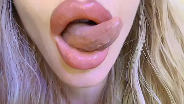 Velvet_kissx – Live XXX-chat