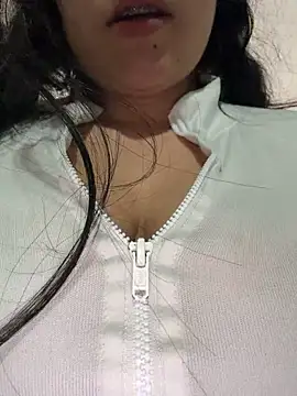 Chat +18 de Yui-Ch06 ao vivo